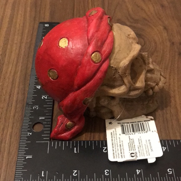 New- Imagitarium Pirate Skull w/ Bandana Aquatic Decor - Picture 10 of 10